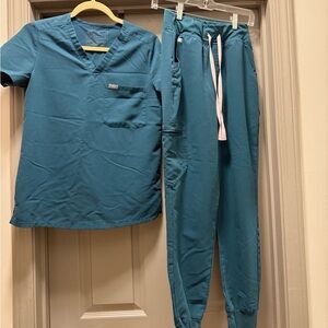 Figs Teal Scrub Set